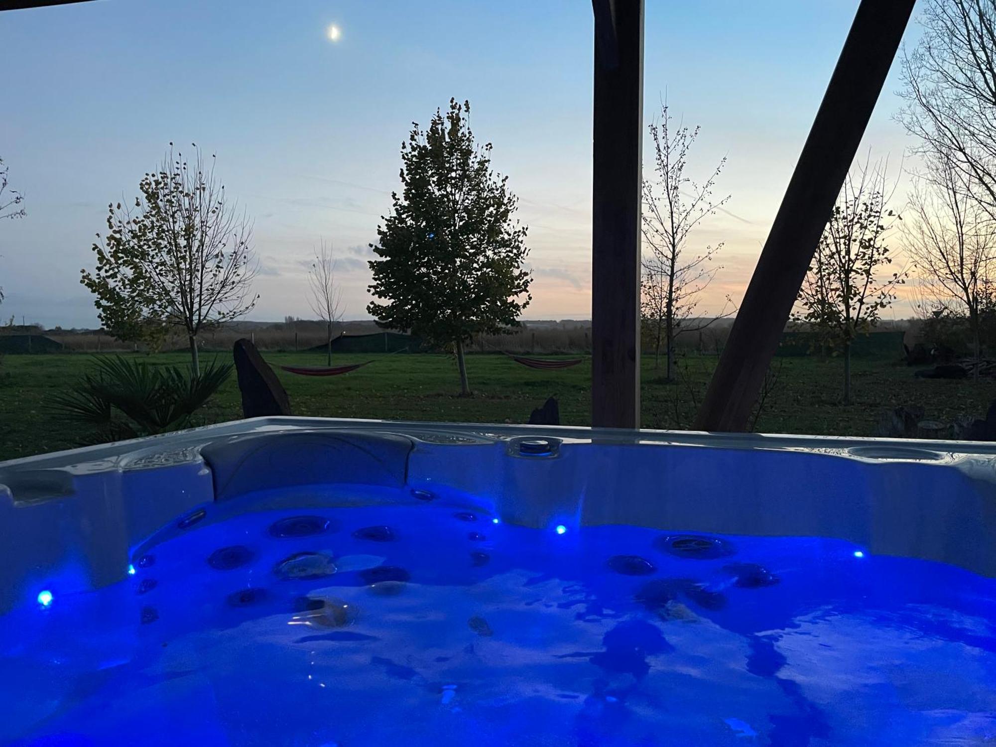 Saint-Mathurin  Gite Au Gre De La Loire Piscine Et Spa מראה חיצוני תמונה